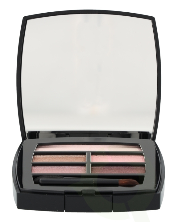Chanel Les Beiges Healthy Glow Natural Eyeshadow Palette 4.5 gr Light i gruppen HELSE OG SKJØNNHET / Makeup / Øyne og øyebryn / Øyeskygger hos TP E-commerce Nordic AB (C42532)