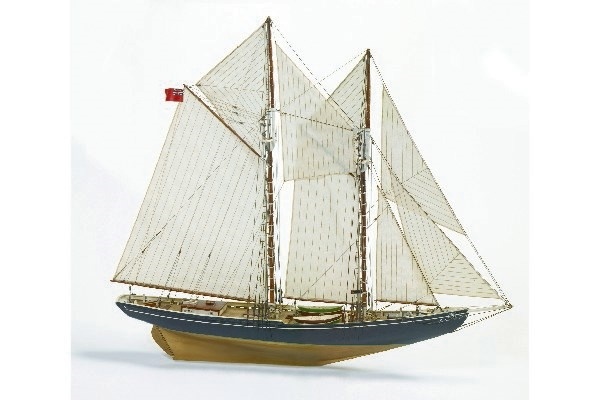 1:65 Bluenose - Skrog i tre