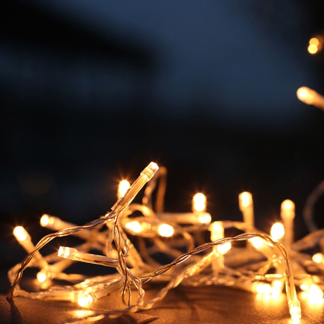 LightsOn Ice 10m lysgardin med oppheng på 30-70cm