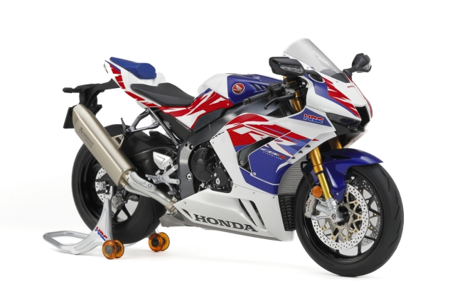 Tamiya 1/12 Honda CBR1000RR-R FIREBLADE SP 30-årsjubileum