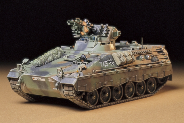 Tamiya 1/35 Tysk infanterikampkjøretøy Marder 1A2 med MILAN