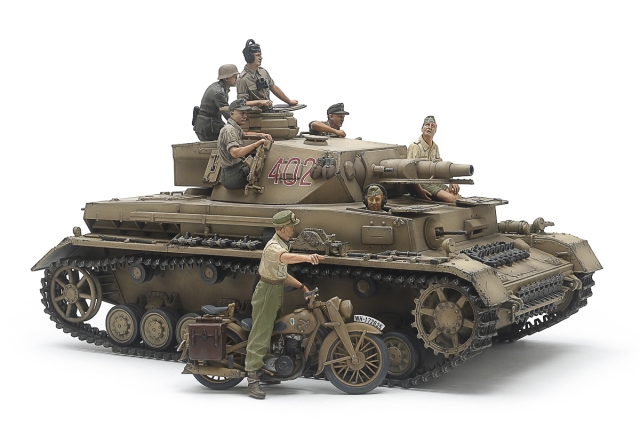 Tamiya 1/35 Italiensk/tysk 508CM "Coloniale" stabsvogn