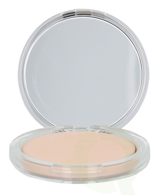 Clinique Almost Powder Make-Up SPF15 10 gr #01 Fair - All Skin Types