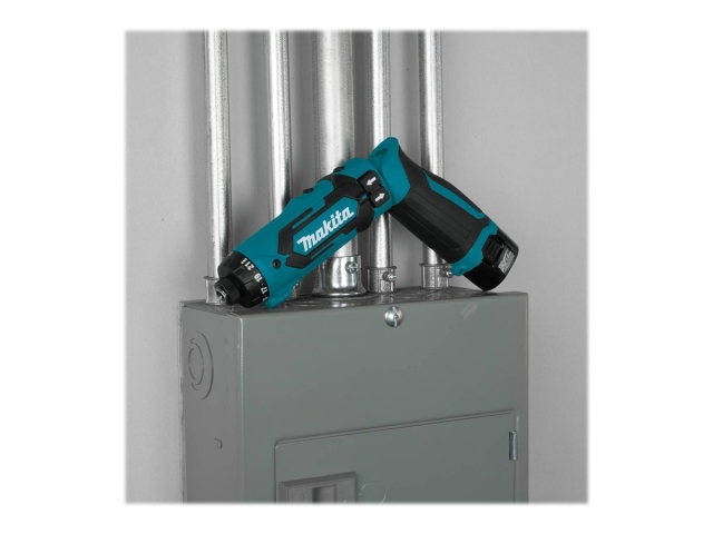 Makita DF012DSE Drill/driver 2 batterier inkludert 1/4 innvendig sekskant
