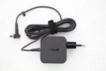 Asus AC-adapter 45 W, 19 V strømförsörjning för bärbara datorer (0A001-00692500)
