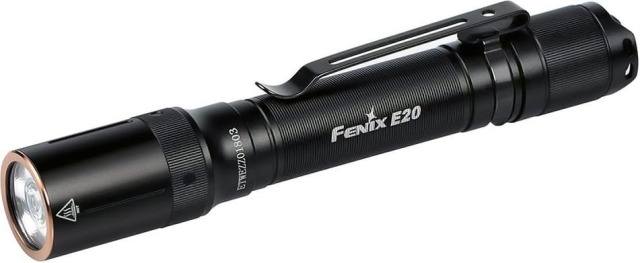 Fenix E20 V2.0 lommelykt