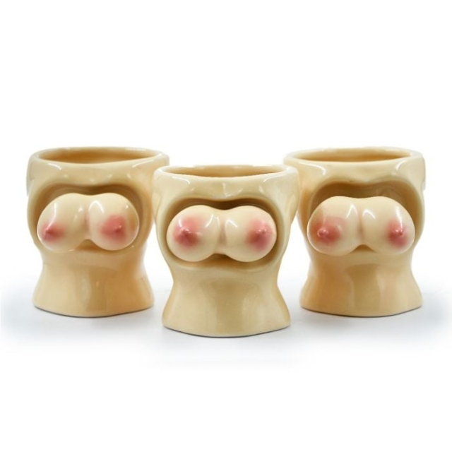 MikaMax Jiggle Me Drunk: Boob Shot-sett med 3 glass