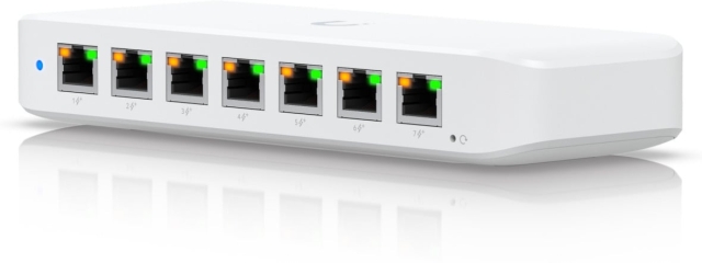 Ubiquiti UniFi USW-Ultra (42W) 8-porters PoE-svits uten strømforsyning