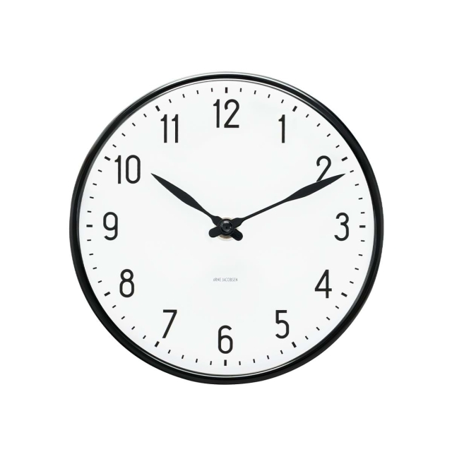 Arne Jacobsen Clocks Arne Jacobsen – Station veggklokke – Ø29 cm – Svart