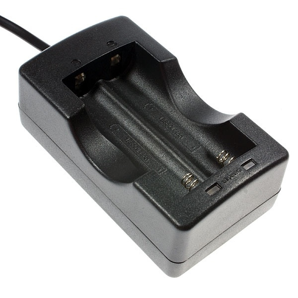 Dobbel batterilader for 18650-batterier i gruppen Elektronikk / Batterier & Ladere / Batterilader hos TP E-commerce Nordic AB (38-21627)