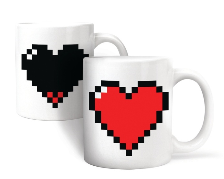 Varmeskiftende krus - Pixel Heart i gruppen HJEM, HUS OG HAGE / Kjøkkenutstyr / Annet kjøkkenutstyr hos TP E-commerce Nordic AB (38-29367)