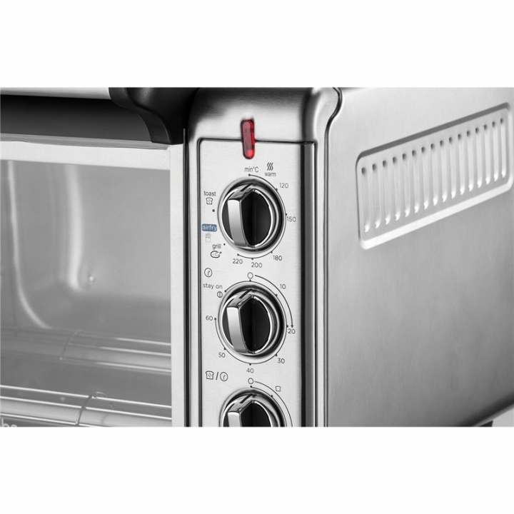Russell Hobbs Stekeovn 26095-56 Express i gruppen HJEM, HUS OG HAGE / Husholdningsapparater / Airfryers og frityrkokere hos TP E-commerce Nordic AB (38-46026)
