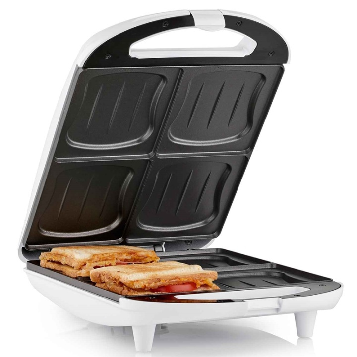 Tristar XL Sandwichjern 4 stk skallform i gruppen HJEM, HUS OG HAGE / Husholdningsapparater / Brødristere og toastjern / Bordgriller & Raclette hos TP E-commerce Nordic AB (38-56570)