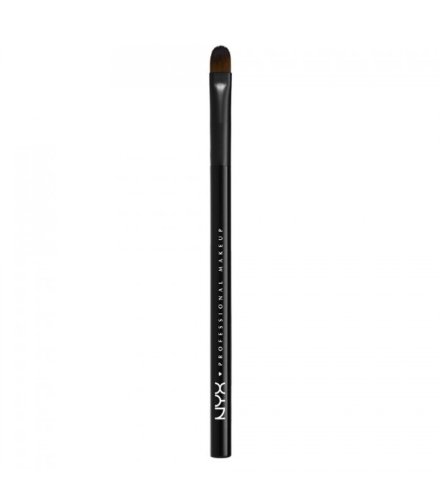 NYX PROF. MAKEUP Pro Flat Detail Brush i gruppen HELSE OG SKJØNNHET / Makeup / Verktøy og sminkesett / Børster og pensler hos TP E-commerce Nordic AB (38-58596)