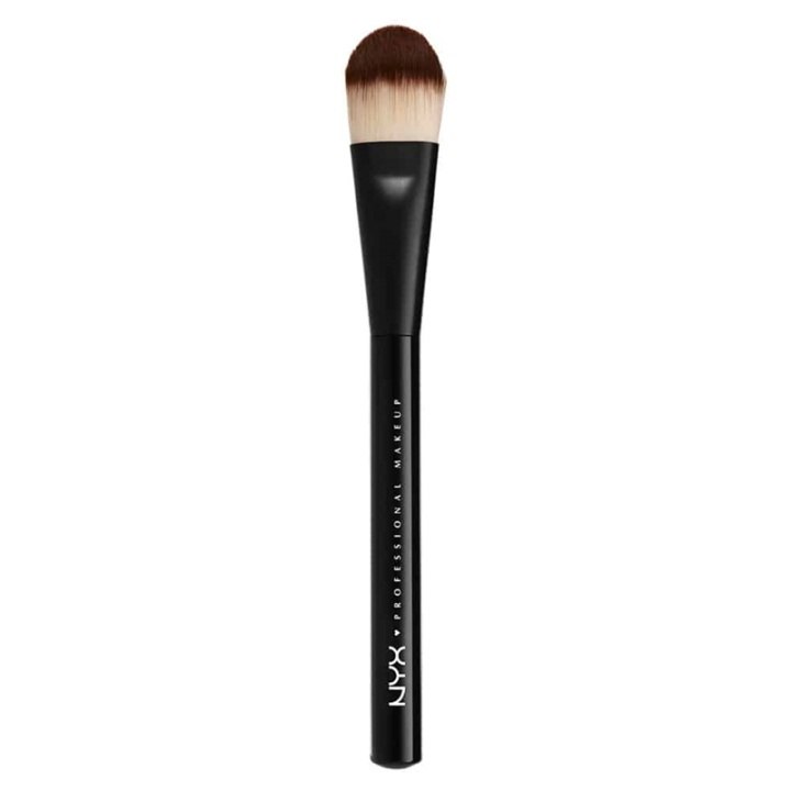 NYX PROF. MAKEUP Pro Flat Foundation Brush i gruppen HELSE OG SKJØNNHET / Makeup / Verktøy og sminkesett / Børster og pensler hos TP E-commerce Nordic AB (38-58838)