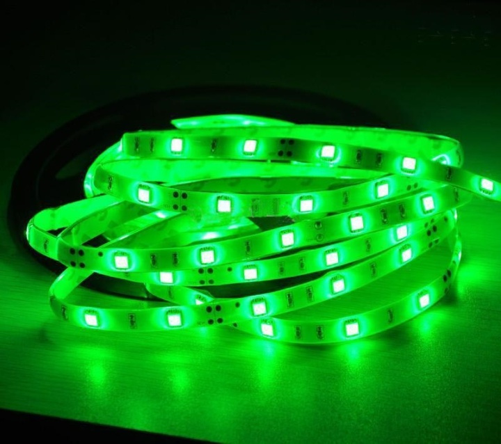 SMD LED-stripe, Grønn (120cm) i gruppen Bil / Bilbelysning / Dioder og lys / SMD LED-strips hos TP E-commerce Nordic AB (38-6354)