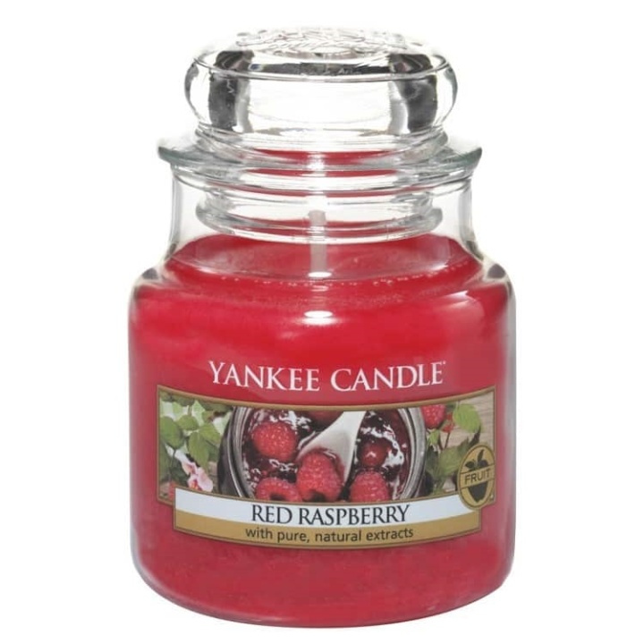 Yankee Candle Classic Small Jar Red Raspberry Candle 104g i gruppen HELSE OG SKJØNNHET / Duft og parfyme / Andre dufter / Duftlys hos TP E-commerce Nordic AB (38-67695)