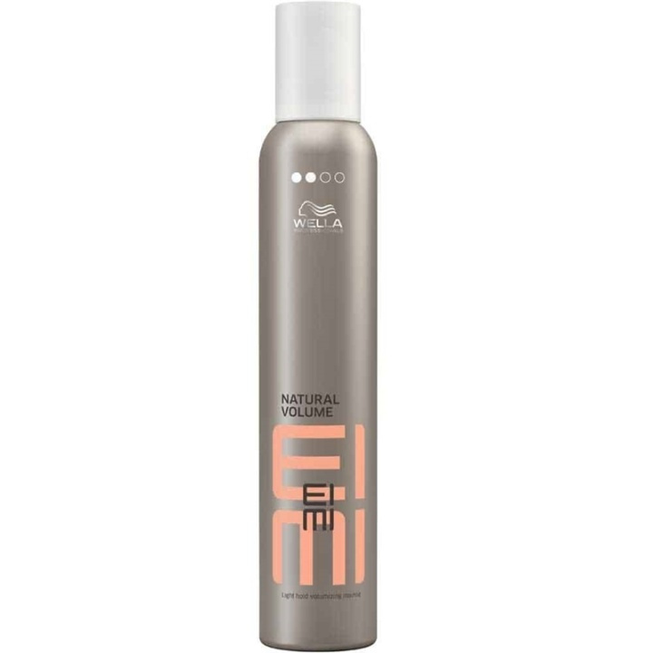 WELLA EIMI Natural Volume Light Hold Volumising Mousse 300 ml i gruppen HELSE OG SKJØNNHET / Hår & styling / Hårstyling / Hårmousse hos TP E-commerce Nordic AB (38-67918)