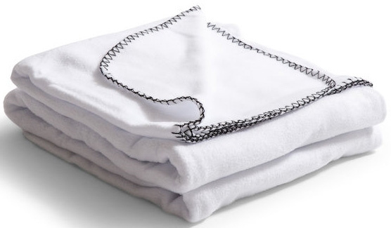 Nightingale Poncho hvit i gruppen HJEM, HUS OG HAGE / Innredning / Kaster og tepper hos TP E-commerce Nordic AB (38-75429-VI)