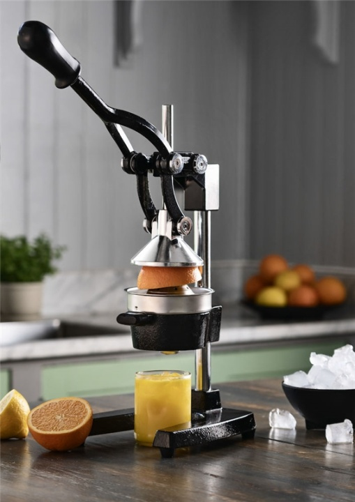 Orrefors Jernverk Juice Press Black i gruppen HJEM, HUS OG HAGE / Husholdningsapparater / Vann og juice / Juicepresser hos TP E-commerce Nordic AB (38-78703)