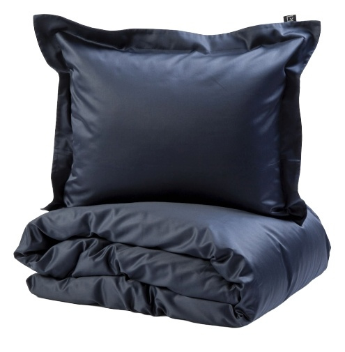 Kosta Linnewäfveri Manchester Satin 400tc Navy 150x210 i gruppen HJEM, HUS OG HAGE / Innredning / Sengetøy hos TP E-commerce Nordic AB (38-78732-MA)