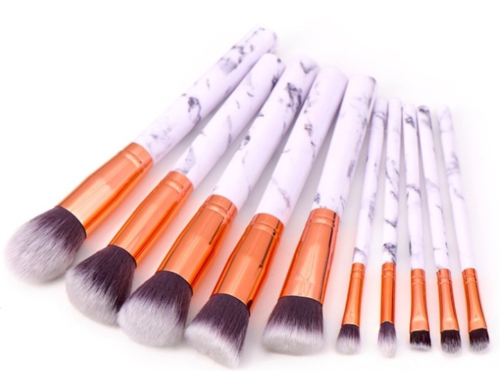 Profesjonelle, skånsomme sminkebørster 10-pakning, marmorhvit i gruppen HELSE OG SKJØNNHET / Makeup / Verktøy og sminkesett / Børster og pensler hos TP E-commerce Nordic AB (38-80288)