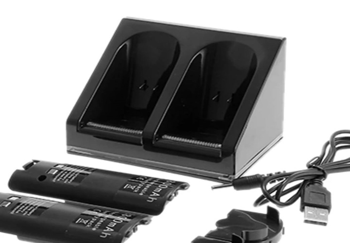 Wii Dock + 2x batteri for Nintendo Wii/Wii U-kontroller, svart i gruppen Elektronikk / TV-spill & tilbehør / Nintendo Wii hos TP E-commerce Nordic AB (38-81301)