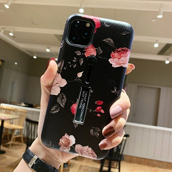 Fashioncase med fingerhållare - iPhone 11 Pro, Flowers i gruppen SMARTTELEFON & NETTBRETT / Mobilbeskyttelse / Apple / iPhone 11 Pro / Deksel hos TP E-commerce Nordic AB (38-97542)