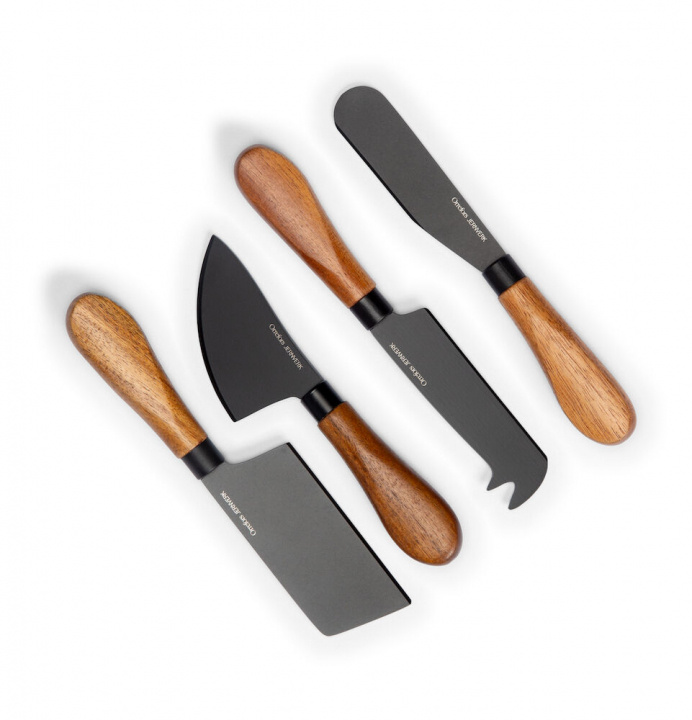 Orrefors Jernverk Ostekniver 4-pk, svart i gruppen HJEM, HUS OG HAGE / Kjøkkenutstyr / Annet kjøkkenutstyr hos TP E-commerce Nordic AB (38-98861)