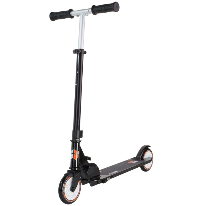 Stiga Kick Scooter Track 120-S Black i gruppen LEKER, BARN OG BABY / Uteleker / Sport & spill hos TP E-commerce Nordic AB (A01054)