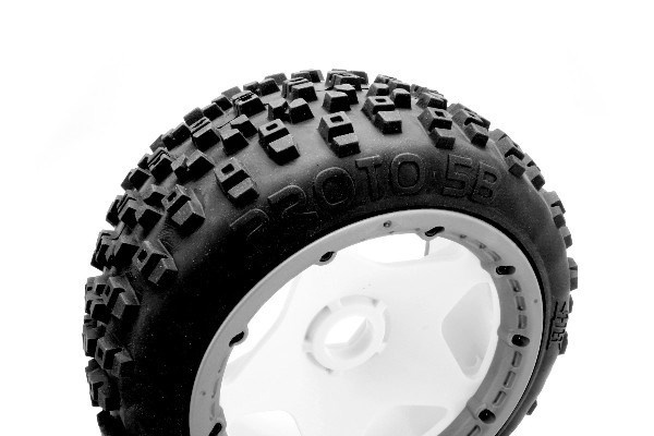 Proto Dekk (Hvit/Baja 5B/bak/2 stk.) i gruppen LEKER, BARN OG BABY / Radiostyrt / Reservedeler & Ekstra tilbehør / HPI / Dekk / Offroad hos TP E-commerce Nordic AB (A03364)