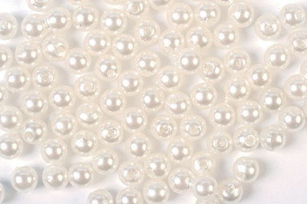 Plastperler 4 mm 500 g, hvit i gruppen SPORT, FRITID & HOBBY / Hobby / Perler / Plastperler hos TP E-commerce Nordic AB (A05188)