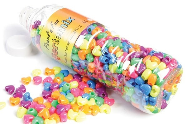 Pearl`n fun Pärlor hjärtmix, 270g i gruppen SPORT, FRITID & HOBBY / Hobby / Perler / Plastperler hos TP E-commerce Nordic AB (A05261)