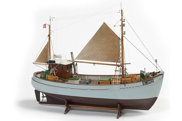 1:33 Mary Ann - skrog i tre i gruppen SPORT, FRITID & HOBBY / Hobby / Tre modeller / Skip hos TP E-commerce Nordic AB (A05401)