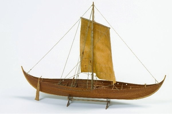 1:25 Roar Ege - Skrog i tre i gruppen SPORT, FRITID & HOBBY / Hobby / Tre modeller / Skip hos TP E-commerce Nordic AB (A05429)