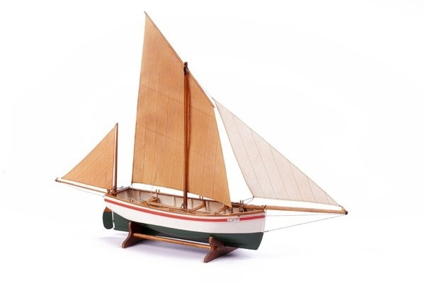 1:30 LE BAYARD - Wooden hull i gruppen SPORT, FRITID & HOBBY / Hobby / Tre modeller / Skip hos TP E-commerce Nordic AB (A05440)