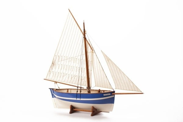 1:30 ESPERANCE - Wooden hull i gruppen SPORT, FRITID & HOBBY / Hobby / Tre modeller / Skip hos TP E-commerce Nordic AB (A05441)