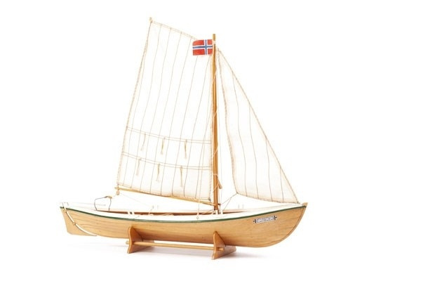 1:20 TORBORG - Skrog i tre i gruppen SPORT, FRITID & HOBBY / Hobby / Tre modeller / Skip hos TP E-commerce Nordic AB (A05442)