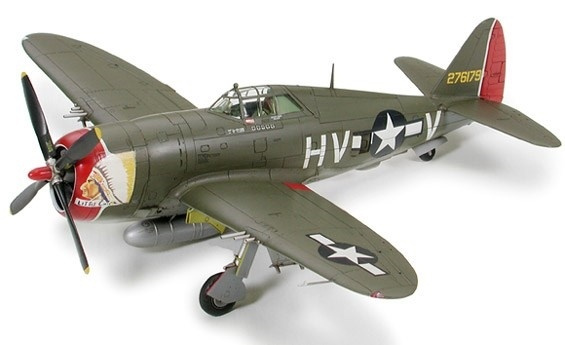 Tamiya 1/72 THUNDERBOLT P-47D i gruppen SPORT, FRITID & HOBBY / Hobby / Plastmodeller / Fly & Helikoptre hos TP E-commerce Nordic AB (A06208)