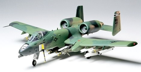 Tamiya 1/48 A10A THUNDERBOLT II DESERT.ST i gruppen SPORT, FRITID & HOBBY / Hobby / Plastmodeller / Fly & Helikoptre hos TP E-commerce Nordic AB (A06209)