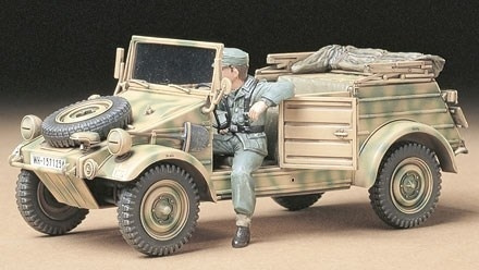 Tamiya 1/35 KUBELWAGEN TYPE 82 i gruppen SPORT, FRITID & HOBBY / Hobby / Plastmodeller / Militære kjøretøy (land) hos TP E-commerce Nordic AB (A06318)