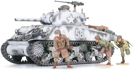 Tamiya 1/35 SHERMAN M4A3 105MM HAUBITSER i gruppen SPORT, FRITID & HOBBY / Hobby / Plastmodeller / Militære kjøretøy (land) hos TP E-commerce Nordic AB (A06339)