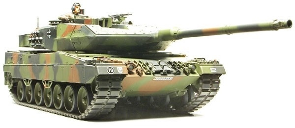 Tamiya 1/35 LEOPARD 2 A6 MBT i gruppen SPORT, FRITID & HOBBY / Hobby / Plastmodeller / Militære kjøretøy (land) hos TP E-commerce Nordic AB (A06351)