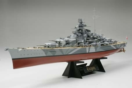 Tamiya 1/350 TIRPITZ i gruppen SPORT, FRITID & HOBBY / Hobby / Plastmodeller / Skip hos TP E-commerce Nordic AB (A06369)