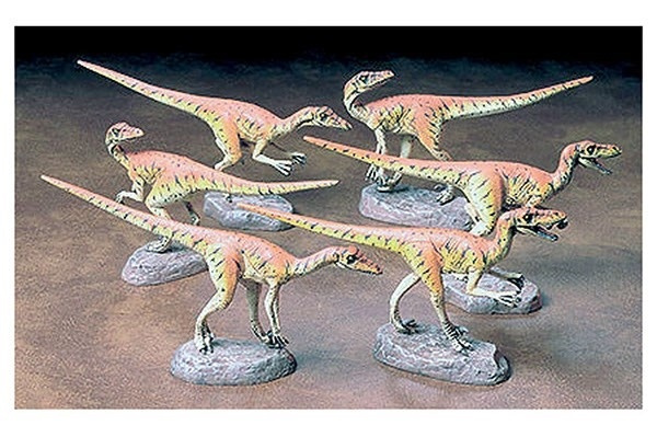Tamiya 1/35 Velociraptorer i gruppen SPORT, FRITID & HOBBY / Hobby / Plastmodeller / Diverse hos TP E-commerce Nordic AB (A06465)