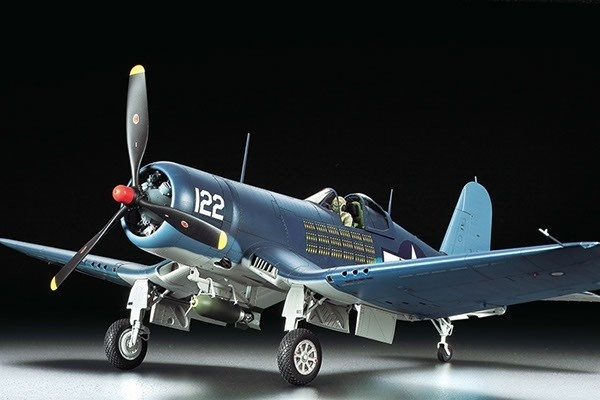 Tamiya 1/32 F4U-1A Corsair i gruppen SPORT, FRITID & HOBBY / Hobby / Plastmodeller / Fly & Helikoptre hos TP E-commerce Nordic AB (A06548)