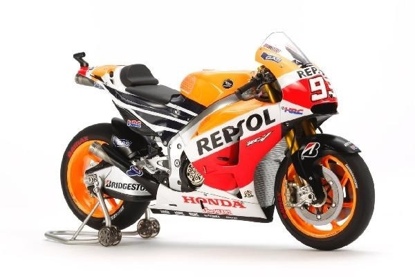 Tamiya 1/12 Repsol Honda RC213V \'14 i gruppen SPORT, FRITID & HOBBY / Hobby / Plastmodeller / Motorsykler hos TP E-commerce Nordic AB (A06578)