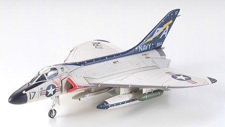 Tamiya 1/72 Skyray i gruppen SPORT, FRITID & HOBBY / Hobby / Plastmodeller / Fly & Helikoptre hos TP E-commerce Nordic AB (A06646)