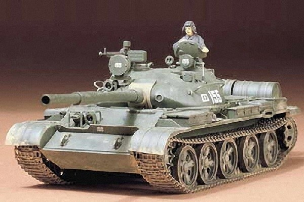 Tamiya 1/35 Russisk T-62A stridsvogn i gruppen SPORT, FRITID & HOBBY / Hobby / Plastmodeller / Militære kjøretøy (land) hos TP E-commerce Nordic AB (A06686)