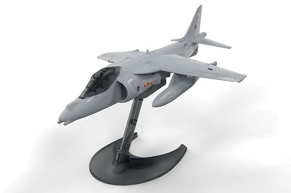 Airfix Quick Build Harrier i gruppen SPORT, FRITID & HOBBY / Hobby / Plastmodeller / Startsett/Gavesett hos TP E-commerce Nordic AB (A06733)